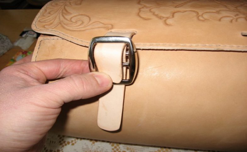 Canadian Leathercraft – Fall 2010 – Newsletter by CSCL, page 10 — photograph 2
