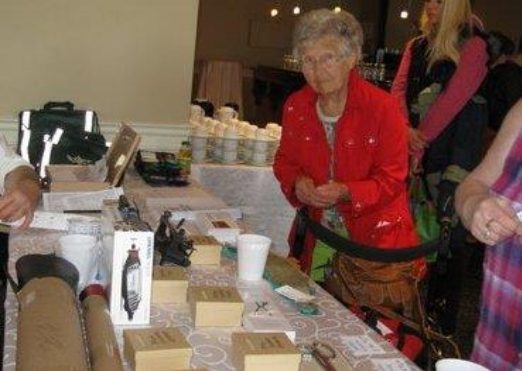 Canadian Leathercraft – Fall 2015 – Newsletter by CSCL, page 3 — photograph 1