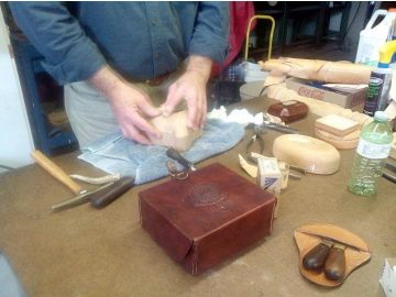 Canadian Leathercraft – Fall 2015 – Newsletter by CSCL, page 4 — photograph 4