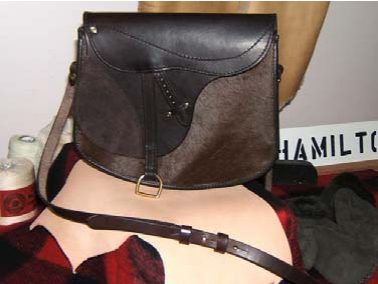 Canadian Leathercraft – Spring 2005 – Newsletter by CSCL, page 8 — photograph 2