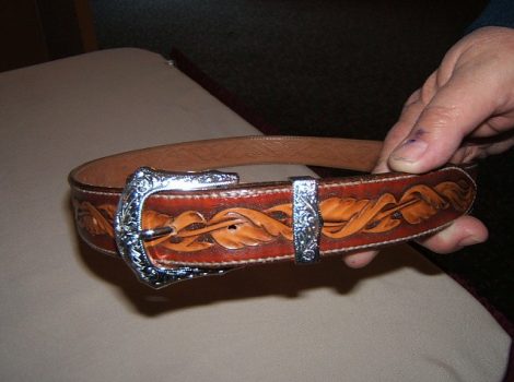 Canadian Leathercraft – Spring 2006 – Newsletter by CSCL, page 8 — photograph 2