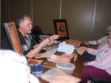 Canadian Leathercraft – Spring 2006 – Newsletter by CSCL, page 10 — photograph 1
