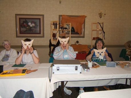 Canadian Leathercraft – Spring 2006 – Newsletter by CSCL, page 16 — photograph 1