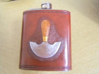 Canadian Leathercraft – Spring 2007 – Newsletter by CSCL, page 4 — photograph 1