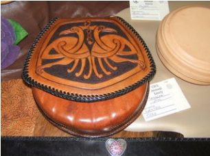 Canadian Leathercraft – Spring 2007 – Newsletter by CSCL, page 4 — photograph 2