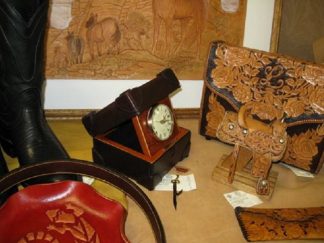 Canadian Leathercraft – Spring 2010 – Newsletter by CSCL, page 7 — photograph 1