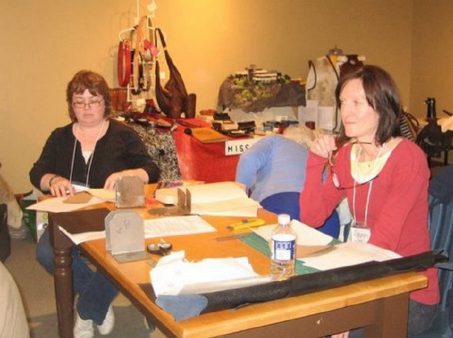 Canadian Leathercraft – Spring 2011 – Newsletter by CSCL, page 4 — photograph 2