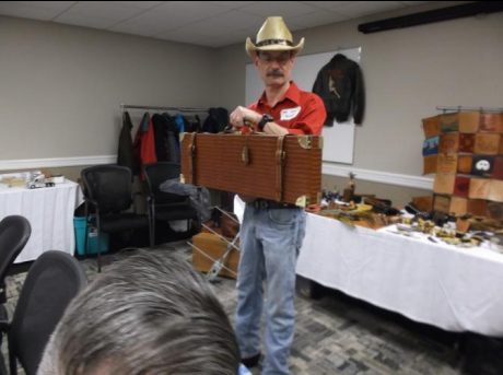 Canadian Leathercraft – Spring 2017 – Newsletter by CSCL, page 3 — photograph 2