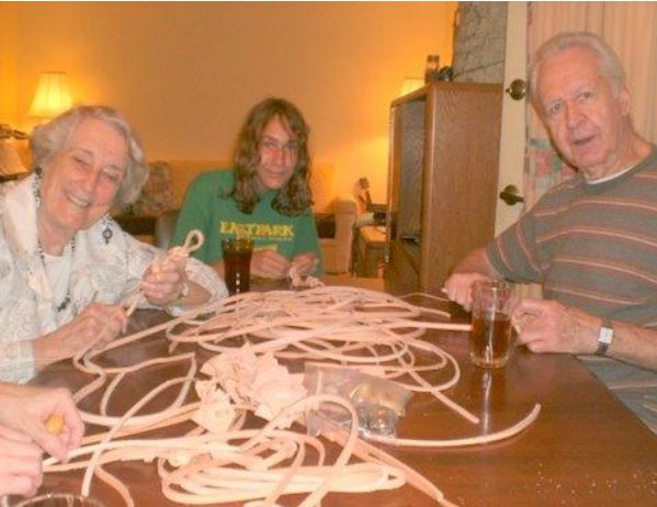 Canadian Leathercraft – Summer 2012 – Newsletter by CSCL, page 1 — photograph 2
