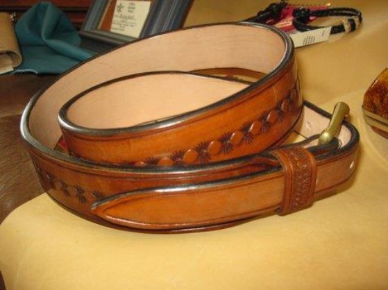Canadian Leathercraft – Summer 2014 – Newsletter by CSCL, page 1 — photograph 2