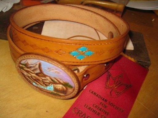 Canadian Leathercraft – Summer 2014 – Newsletter by CSCL, page 6 — photograph 2