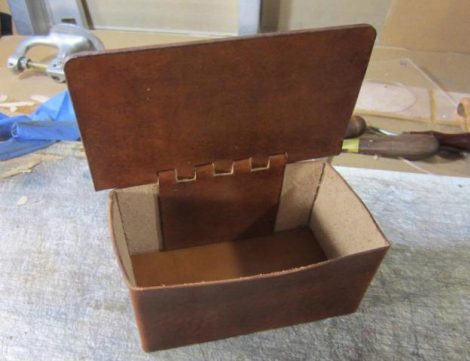 Canadian Leathercraft – Summer 2020 – Newsletter by CSCL, page 9 — photograph 3