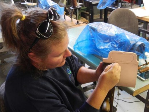Canadian Leathercrafter – Fall 2016, page 3 — photograph 2