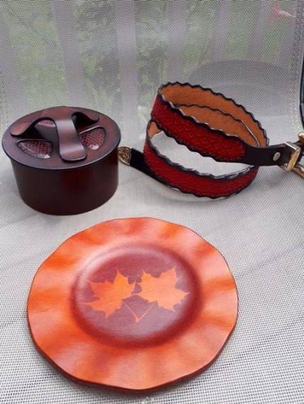 Canadian Leathercrafter M-J-J-A – 2022 – Newsletter by CSCL, page 1 — photograph 1