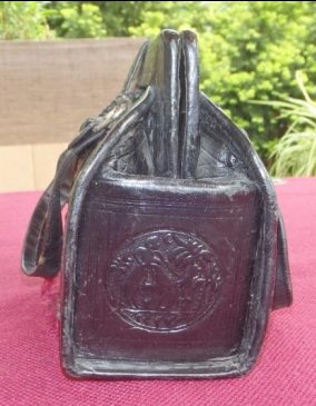 Canadian Leathercrafter M-J-J-A – 2022 – Newsletter by CSCL, page 5 — photograph 3