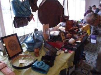 Canadian Leathercrafter – Spring 2016, page 9 — photograph 5