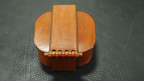 Hinged box by David Trotter — photograph 3