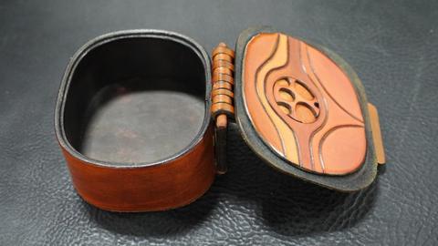 Hinged box by David Trotter — photograph 4