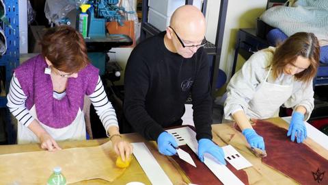 Hinged Leather Box – CSCL workshop — photograph 8