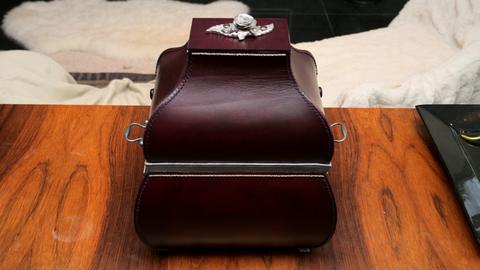 The case closed, from the front