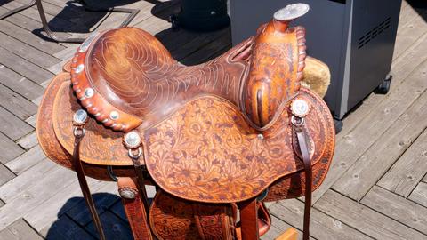 The fully tooled Western saddle