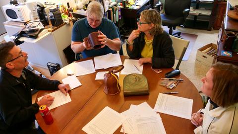 The judges at work