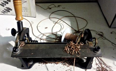 Lacing (leathercraft) — photograph 3