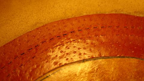 Lacing (leathercraft) — photograph 4