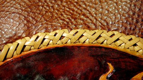 Lacing (leathercraft) — photograph 21