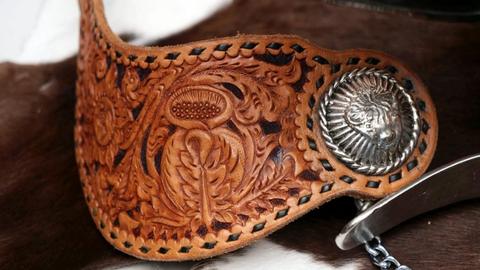 Lester Pinter — Western saddlery & tack — photograph 8