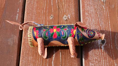 “Mr. Porky” coin purse — photograph 4