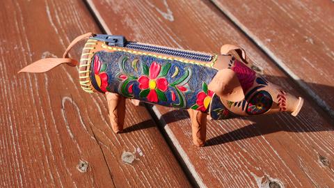 “Mr. Porky” coin purse — photograph 6