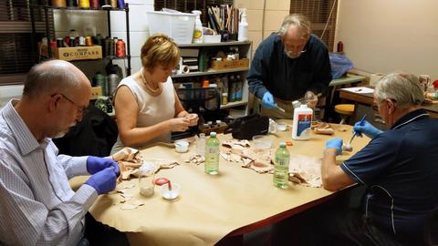 MSCL meeting and workshop - leather mache, covering bottles — photograph 3