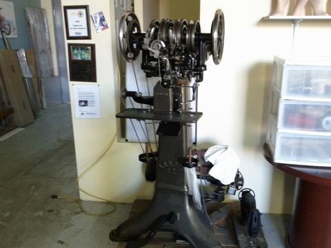 Paul's workshop · 51