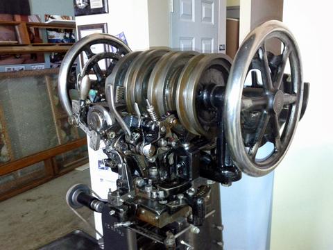 Paul's workshop — photograph 14
