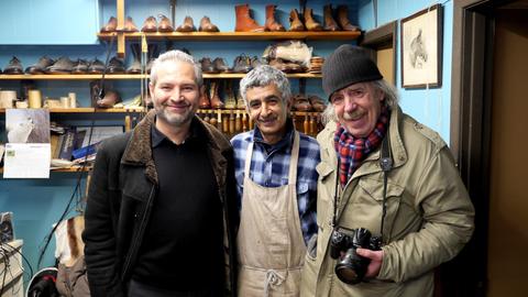 Visiting Nasser Vies — photograph 3