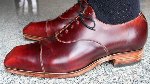 Competition - Red oxford shoes - Fellow by Eugene Pik — photograph 4