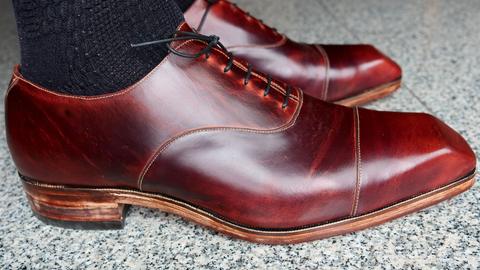 Competition - Red oxford shoes - Fellow by Eugene Pik — photograph 5