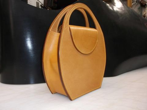 Competition - Veg tanned purse - Fellow by Sean Dalgetty — photograph 2