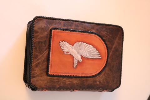Competition - Zippered Bible case - General Member by Tammy Paddon — photograph 3