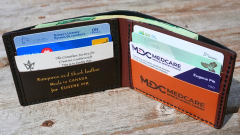 Competition - Bi-fold wallet - Fellow by Eugene Pik, photograph 3