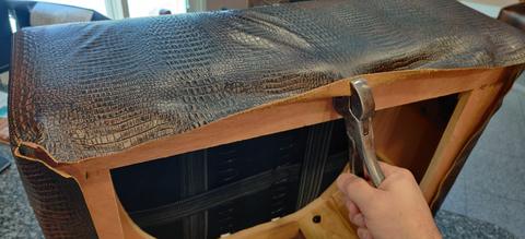 Leather chairs upholstery project by Eugene Pik — photograph 3