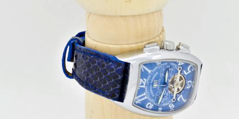 Blue snake skin watch straps by Julien Jans — photograph 3