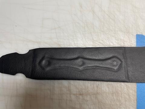 Made to measure contoured guitar strap with inlayed panels by Bob Richardson — photograph 9