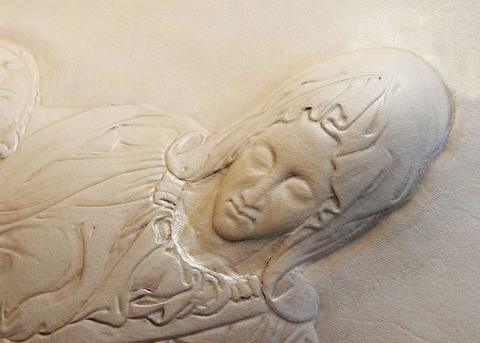 "La Pieta" 3D leather relief modeling by Gregory Belenky — photograph 2
