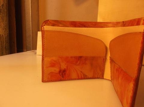 Simple Bi Fold with Shaving Foam Dye Marbled Wallet by Lauchlan Harrison — photograph 3