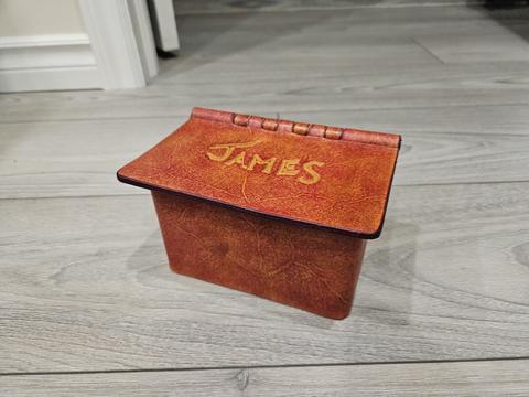 Hinged Box by Bob Richardson — photograph 2