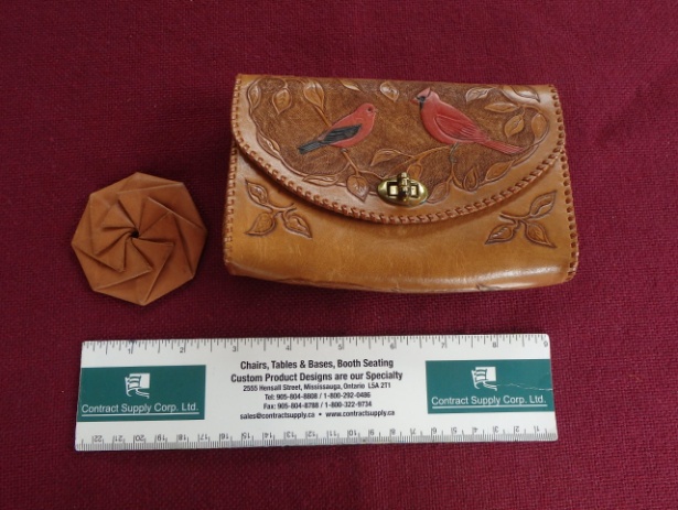 C:\Users\Barbara\Pictures\CSCL\Edith thumbnail_Ladies Wallet and  coin pouch 1.jpg